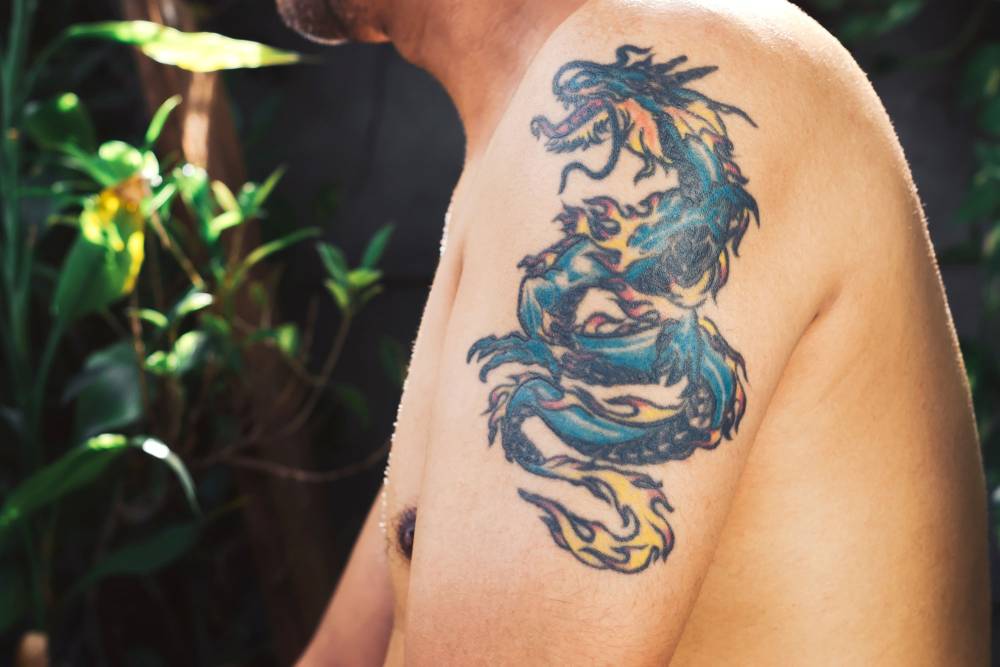 Tatouage couleur à Échiré